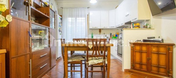 2 bedrooms Apartment in Pomezia, Italy No. 205194 9