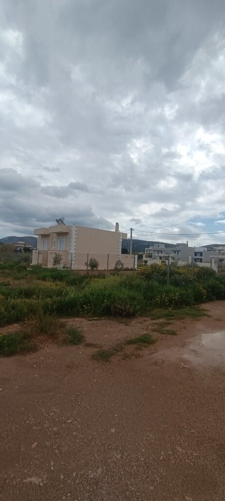 768m² Land in Anavyssos, Greece No. 93245