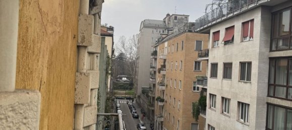 Квартира с 2 комнатами в Милан, Италия № 244005 32