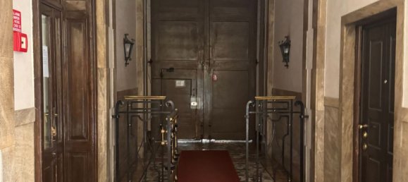 Квартира с 2 комнатами в Милан, Италия № 244005 5