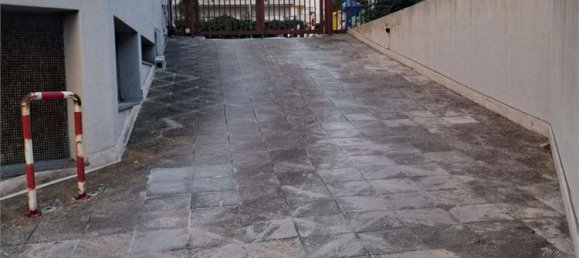 60m² Garage in Brindisi, Italy No. 321980 2