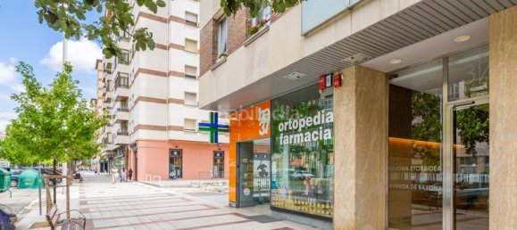 Квартира с 4 спальнями в Наварра, Испания № 169727 3