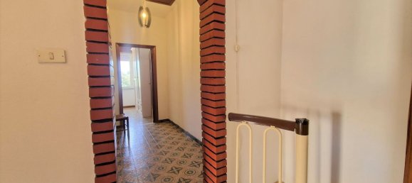 6-Zimmer Haus in Monti, Italy, Nr. 89700 11