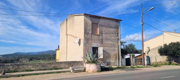 6-Zimmer Haus in Monti, Italy, Nr. 89700 2