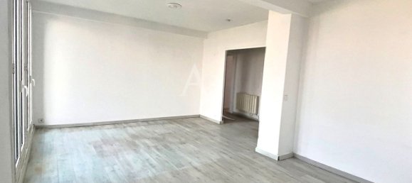 Apartamento de 2 dormitorios en Marseille, France No. 318606 4