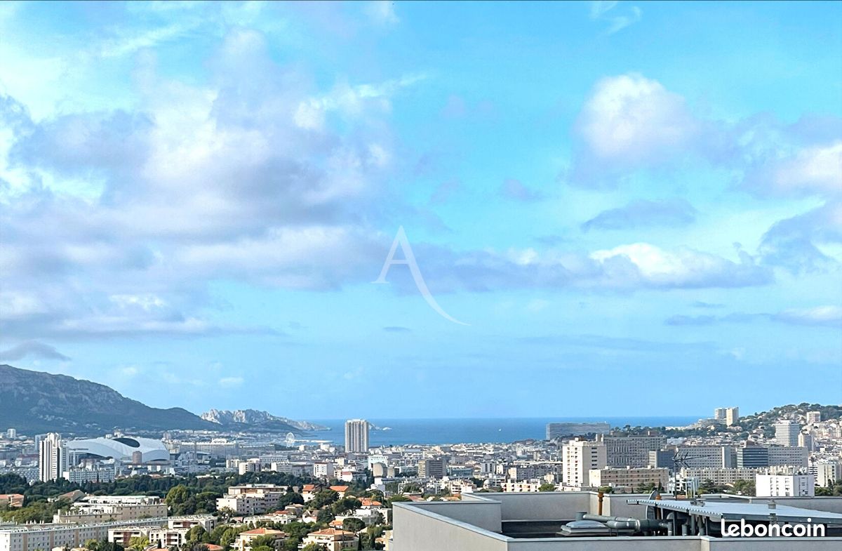 Apartamento de 2 dormitorios en Marseille, France No. 318606