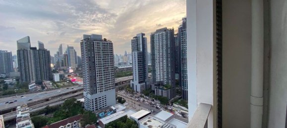 2 bedrooms Condo in Huai Khwang, Thailand No. 4669 4