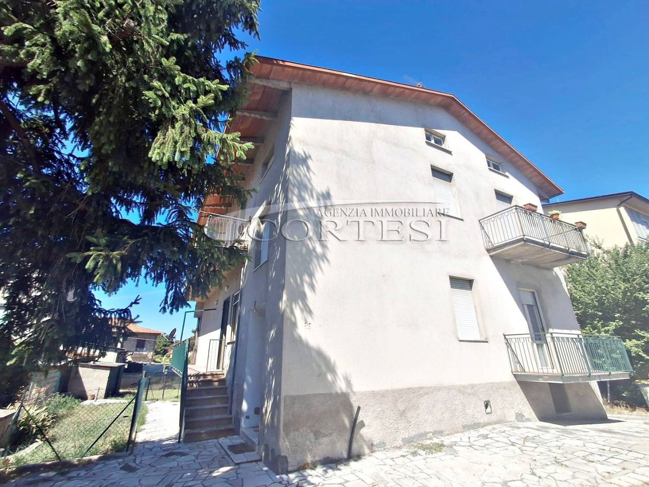 4غرفة شقة في Perugia, Italy رقم 299691