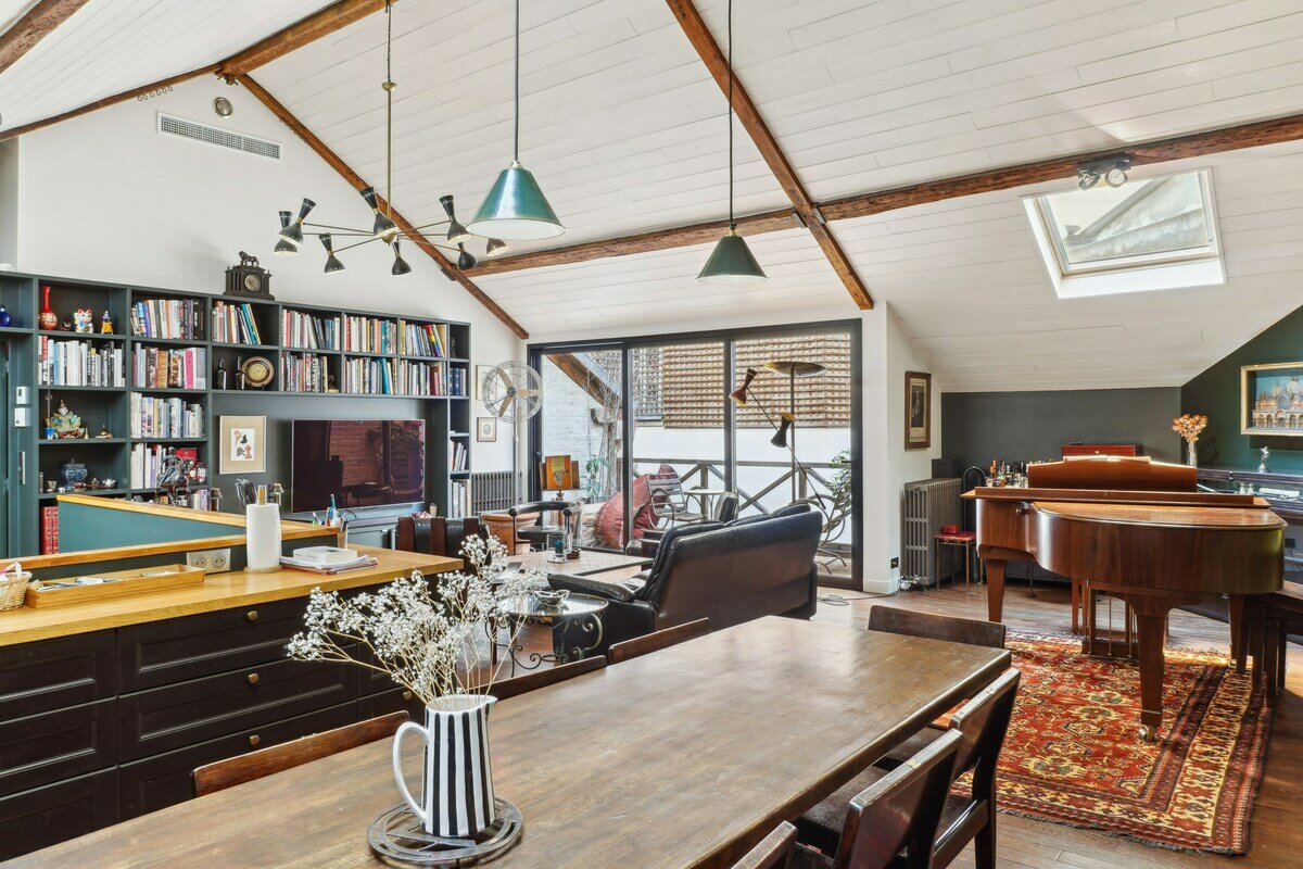 4 bedrooms Duplex in Paris, France No. 150524