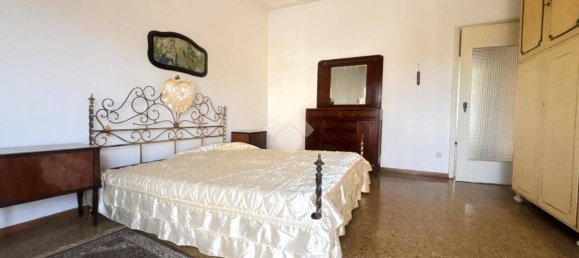 Casa de 3 dormitorios en San Benedetto Po, Italy No. 317720 5