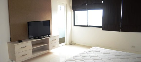 5 bedrooms Condo in Bangkok, Thailand No. 6788 6