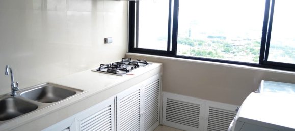5 bedrooms Condo in Bangkok, Thailand No. 6788 4