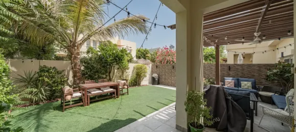 Вилла с 3 спальнями в The Lakes, ОАЭ № 105951 11