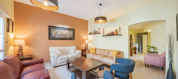 Вилла с 3 спальнями в The Lakes, ОАЭ № 105951 3