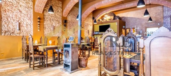 199m² Commercial property in Alvor, Portugal No. 67915 4