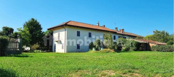 3 bedrooms House in Pinerolo, Italy No. 360581 9
