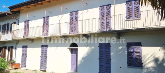 3 bedrooms House in Pinerolo, Italy No. 360581 5