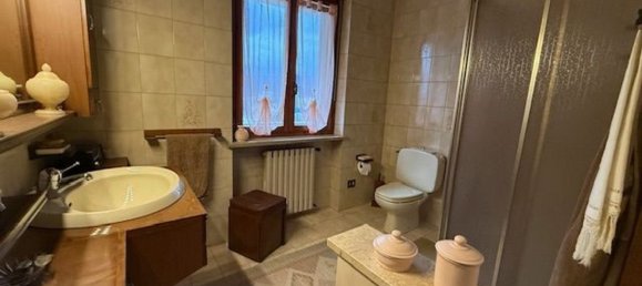 Casa de 8 divisões em Borgosesia, Italy N.º 167351 20