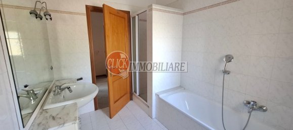 4 bedrooms Apartment in Borgo San Lorenzo, Italy No. 313409 14