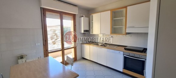 4 bedrooms Apartment in Borgo San Lorenzo, Italy No. 313409 5