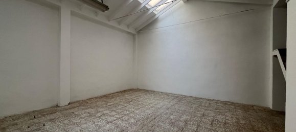 250m² Commercial property in Zaragoza, Spain No. 63660 12