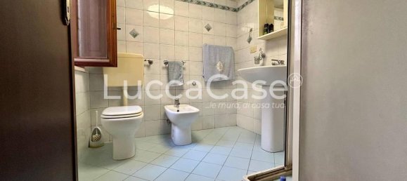 4 bedrooms House in Camaiore, Italy No. 81734 20