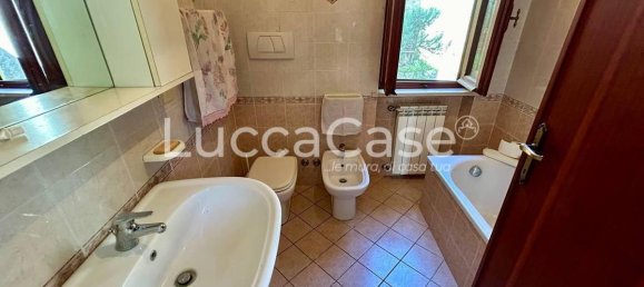 4 bedrooms House in Camaiore, Italy No. 81734 26