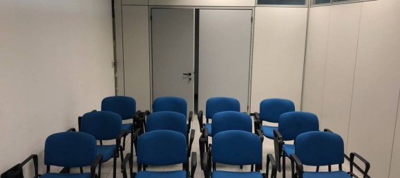 4 rooms Commercial property in Brescia, Italy No. 283574 10