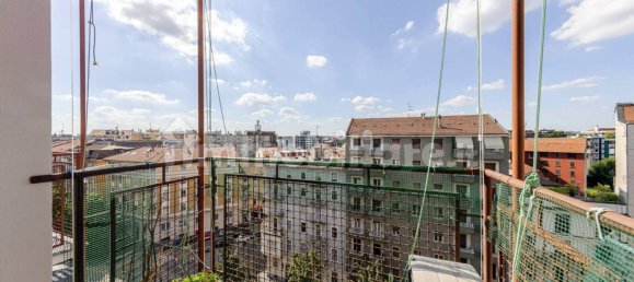 2 bedrooms Apartment in Milan, Italy No. 371736 15