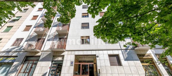 2 bedrooms Apartment in Milan, Italy No. 371736 25