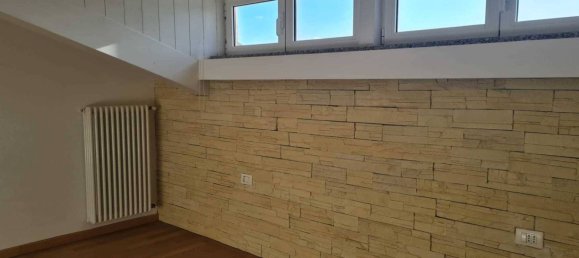 Дом с 3 спальнями в Монтескудо Монте Коломбо, Италия № 209359 10