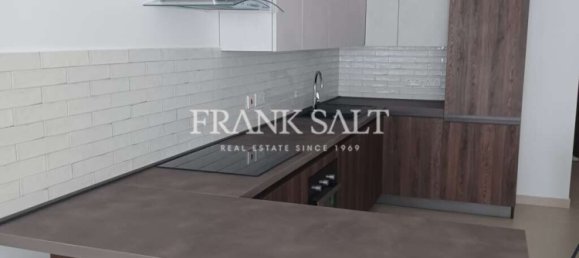 Apartamento de 2 dormitorios en Sliema, Malta No. 7409 2