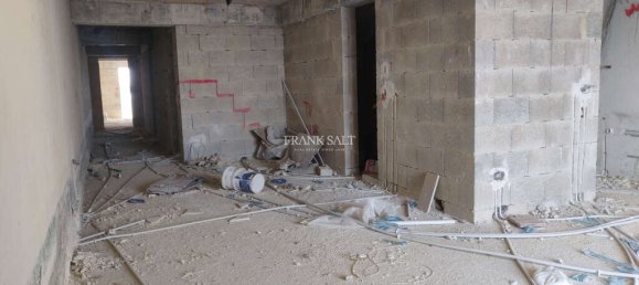 2 Schlafzimmer Penthouse in Birkirkara, Malta, Nr. 1417 8