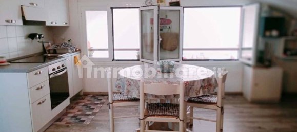 Apartamento de 2 dormitorios en Ameglia, Italy No. 294796 2