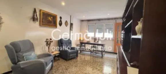 4 bedrooms Apartment in Badalona, Spain No. 174879 3