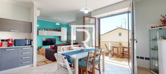 Квартира с 2 спальнями в Савиньяно суль Рубиконе, Италия № 274662 3