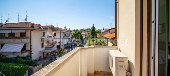 Квартира с 2 спальнями в Савиньяно суль Рубиконе, Италия № 274662 42