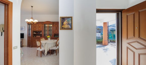 3 غرف نوم شقة في Mezzago, Italy رقم 226679 3