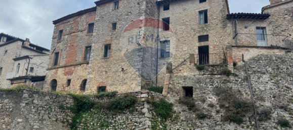 5-salle Maison à Massa Martana, Italy No. 4738 4