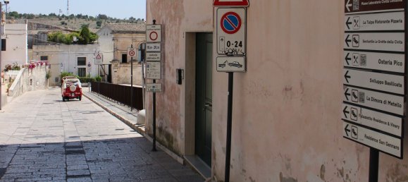 Gewerbliche Immobilie in Matera, Italy 81m², Nr. 254844 31