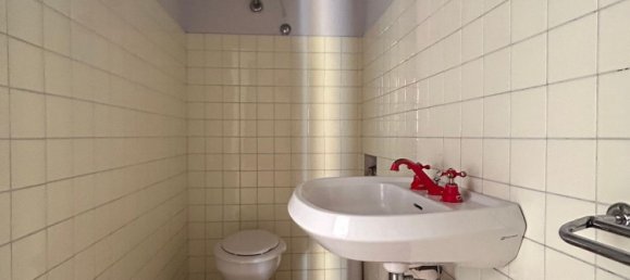 Gewerbliche Immobilie in Matera, Italy 81m², Nr. 254844 6