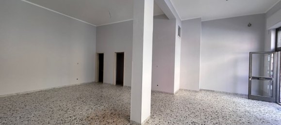 Gewerbliche Immobilie in Matera, Italy 81m², Nr. 254844 8
