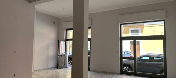 Gewerbliche Immobilie in Matera, Italy 81m², Nr. 254844 10