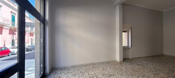 Gewerbliche Immobilie in Matera, Italy 81m², Nr. 254844 17