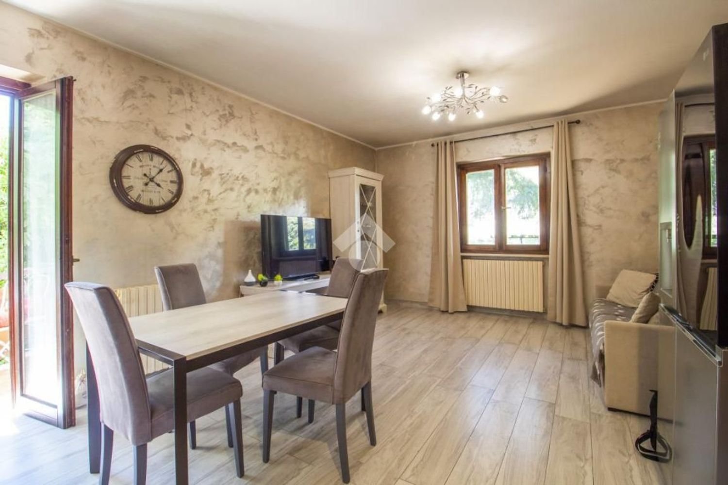 3 rooms Apartment in Cittaducale, Italy No. 298789