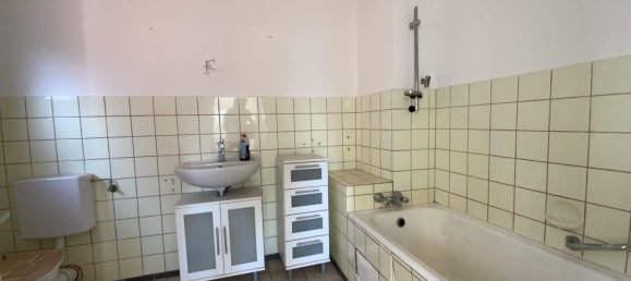 Edificio de 4 habitaciónes en Schwandorf, Germany No. 276285 8