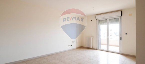 2 chambres Appartement à Bari, Italy No. 321673 3