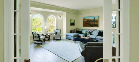 4 bedrooms House in Grimsby, Canada No. 492 7