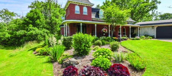 4 bedrooms House in Grimsby, Canada No. 492 3