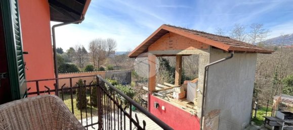 5 rooms House in Biella, Italy No. 26941 42